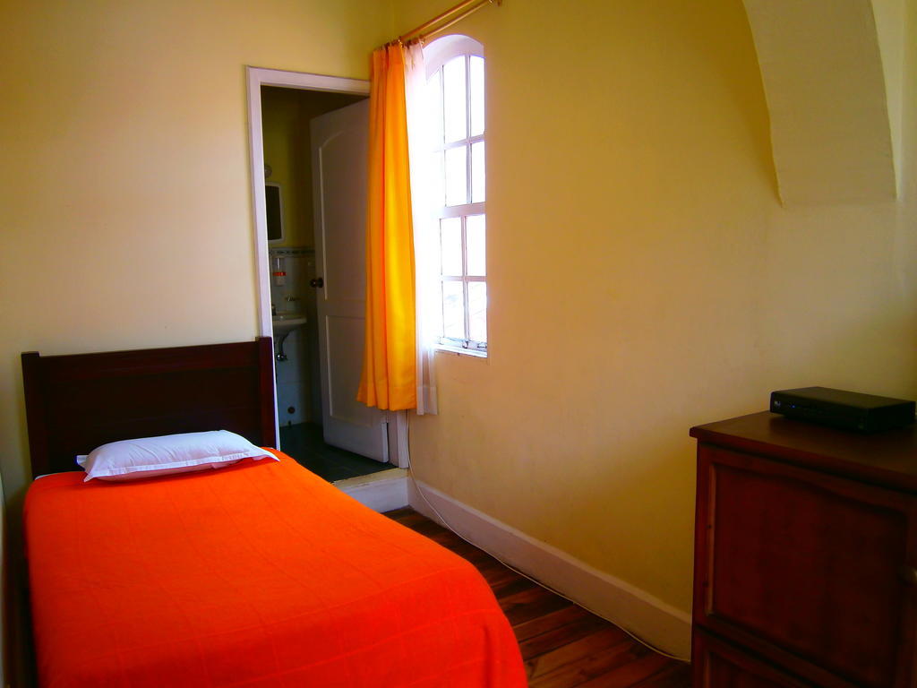 The Yellow House Hotel Quito Bilik gambar