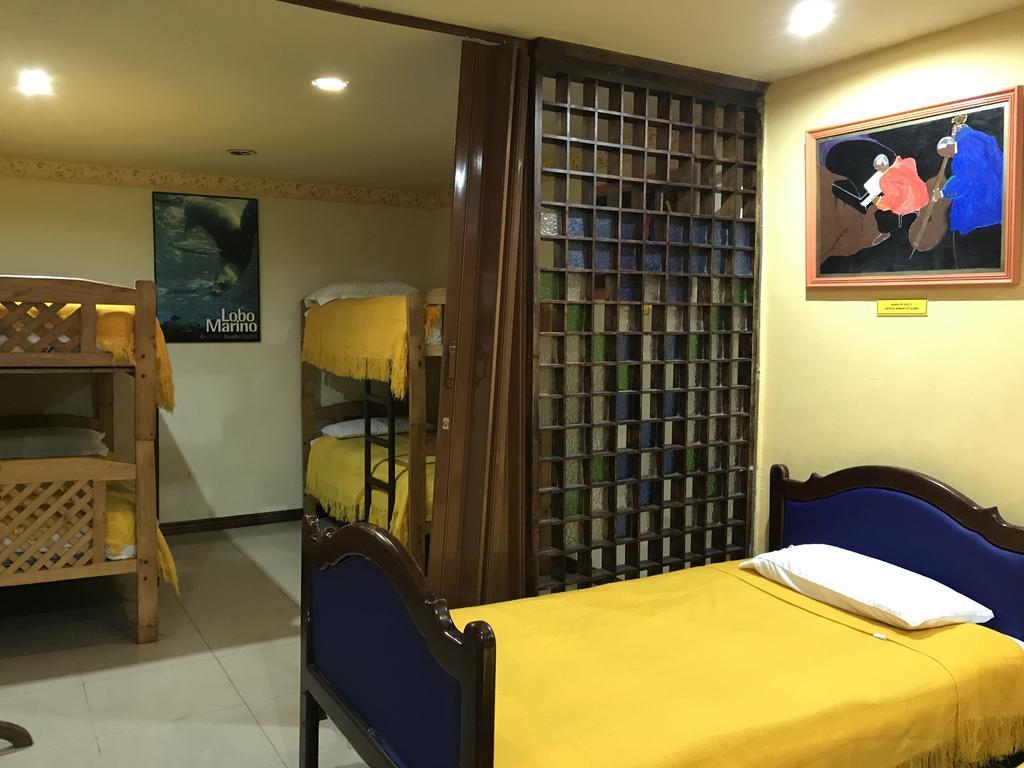 The Yellow House Quito Luaran gambar